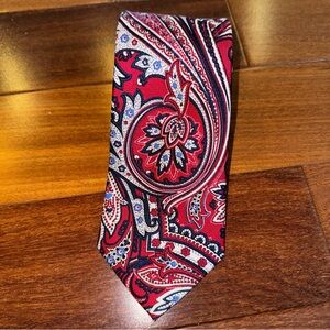 Nautica‎ Paisley Embroidered Pattern Designer 100% Silk Necktie